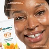 image:imageHimalaya Dark Spot Clearing Turmeric Face Mask Refreshing Face Mask to Reduce the Look of Dark Spots with ColdPressed Turmeric amp Licorice Extract to Cleanse Away Impurities 338 fl oz 100 mL